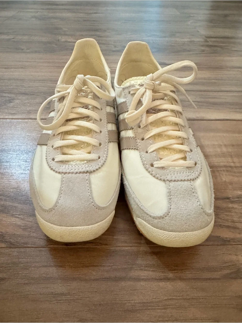 adidas SL 72  Women's Cream and Taupe